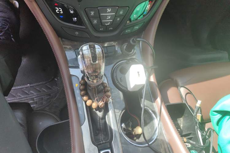 Used Buick Envision 2014 28T Four-Wheel Drive Luxury Model Gear Lever