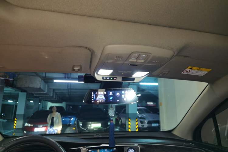 Used Buick Envision 2014 28T Four-Wheel Drive Luxury Model Headliner