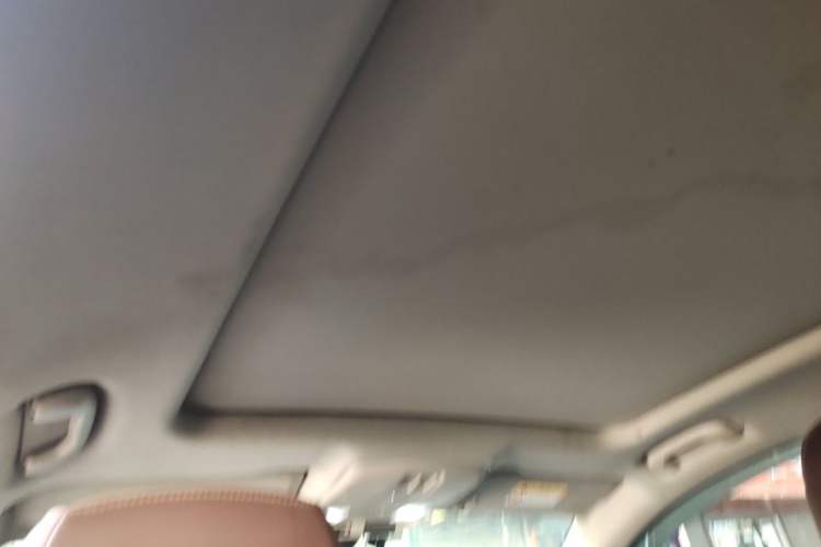 Used Buick Envision 2014 28T Four-Wheel Drive Luxury Model Headliner