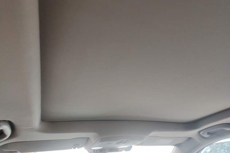 Used Buick Envision 2014 28T Four-Wheel Drive Elite Model Headliner