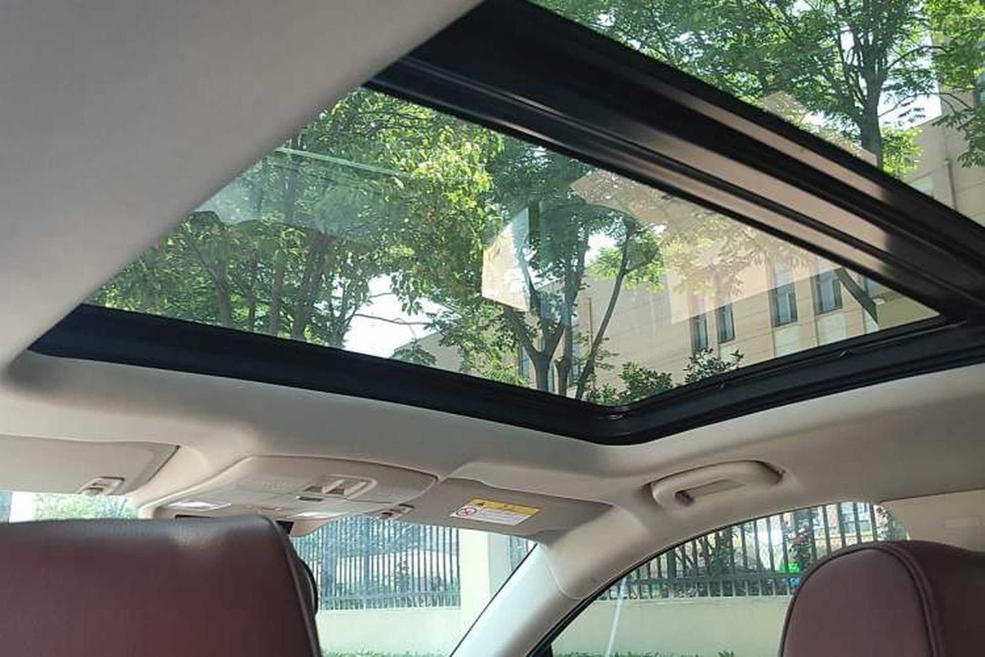 Used Buick Envision 2014 28T Four-Wheel Drive Elite Model Headliner
