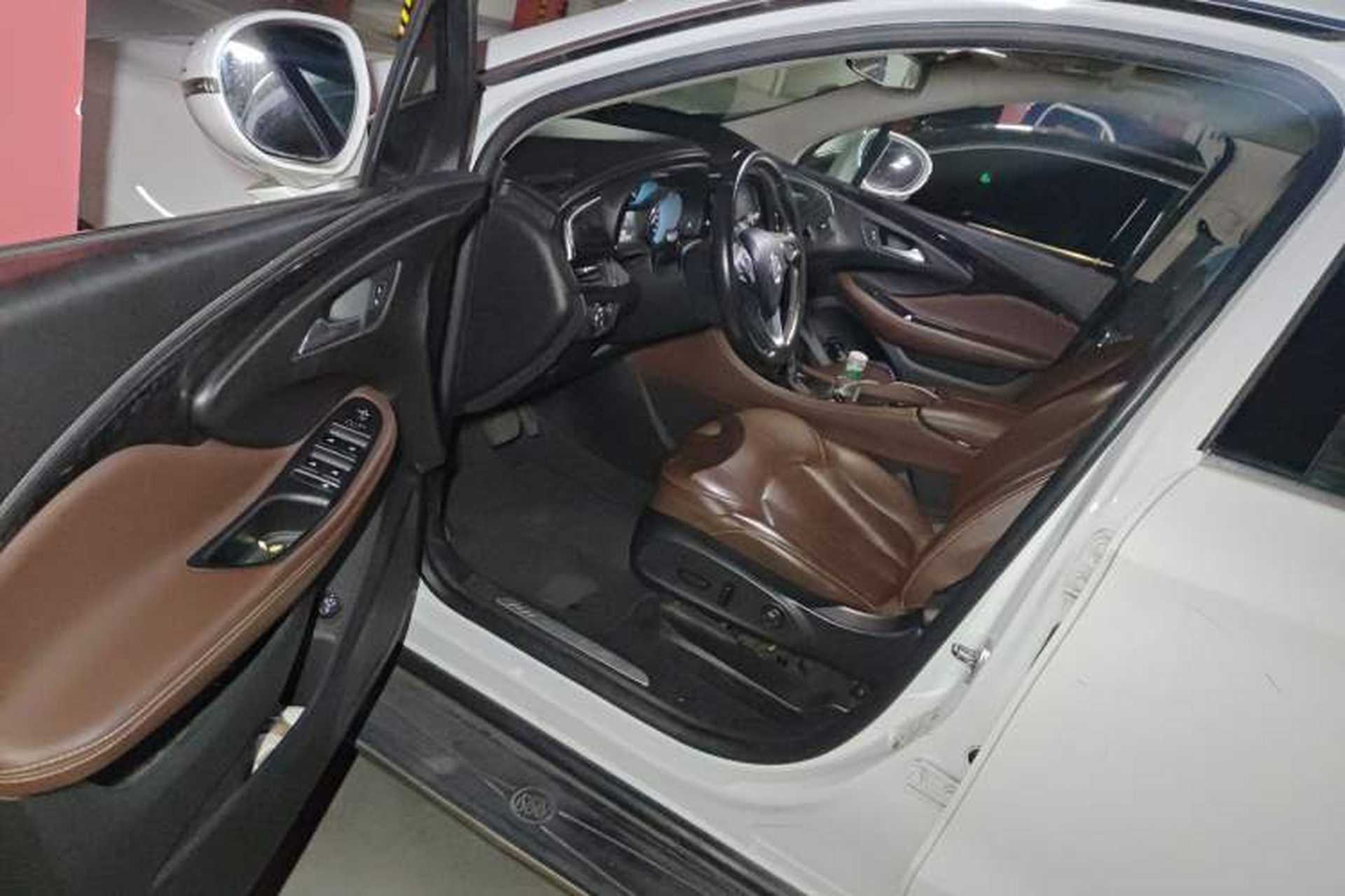 Used Buick Envision 2014 28T Four-Wheel Drive Elite Model Interior 3
