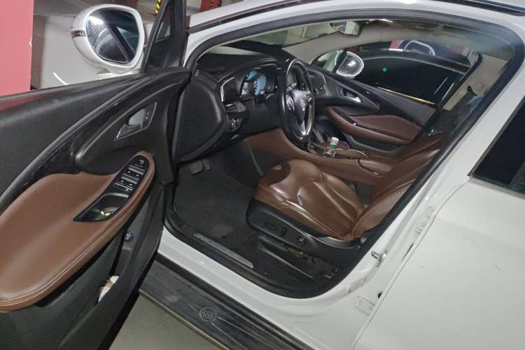 Used Buick Envision 2014 28T Four-Wheel Drive Elite Model Interior 3