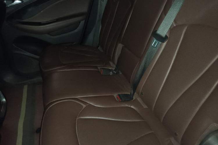 Used Buick Envision 2014 28T Four-Wheel Drive Luxury Model Interior 4