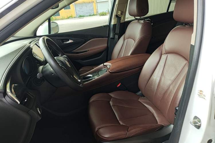 Used Buick Envision 2014 28T Four-Wheel Drive Luxury Model Left Front Seat