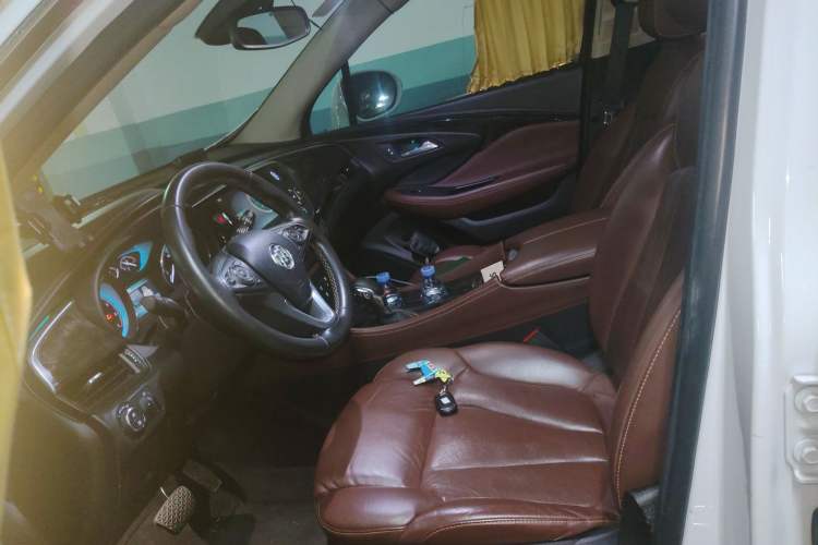 Used Buick Envision 2014 28T Four-Wheel Drive Luxury Model Left Front Seat