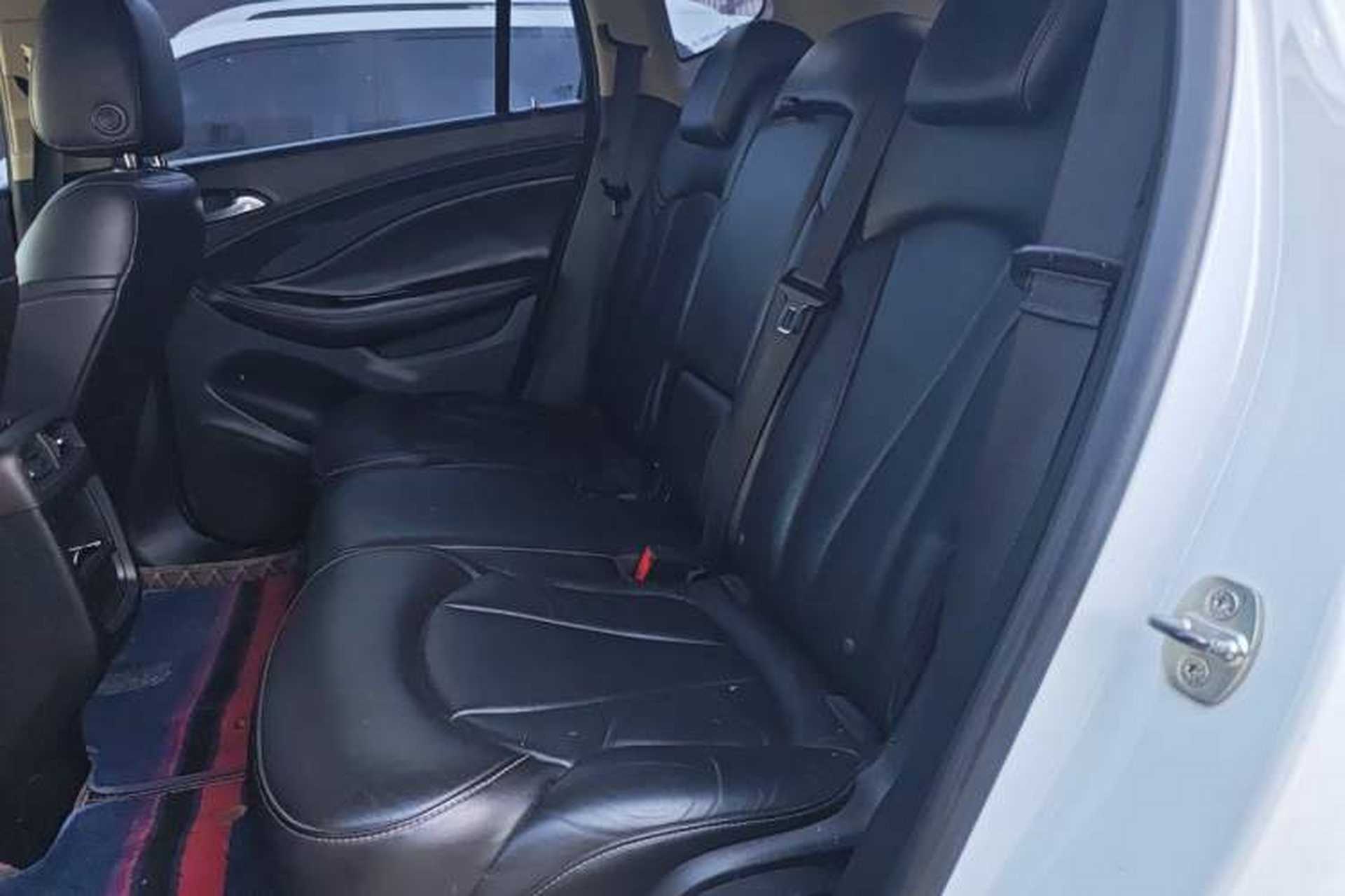 Used Buick Envision 2014 28T Four-Wheel Drive Elite Model Left Rear Seat