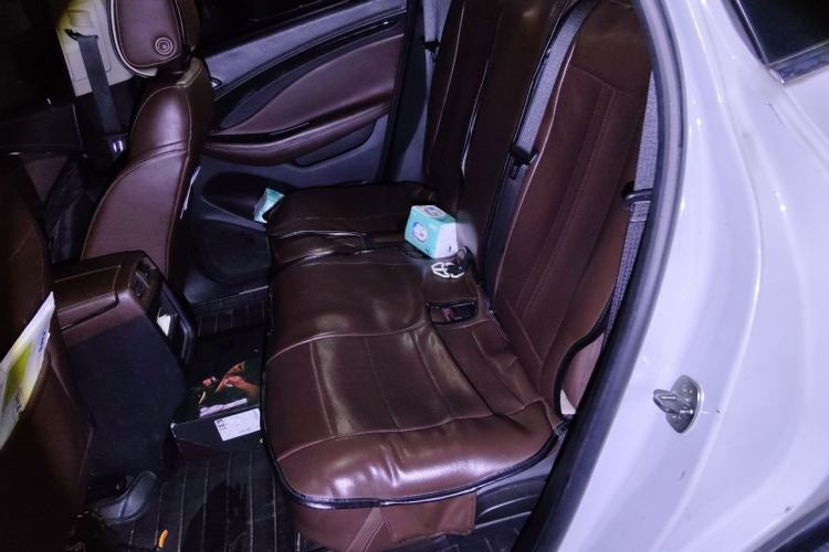 Used Buick Envision 2014 28T Four-Wheel Drive Elite Model Left Rear Seat