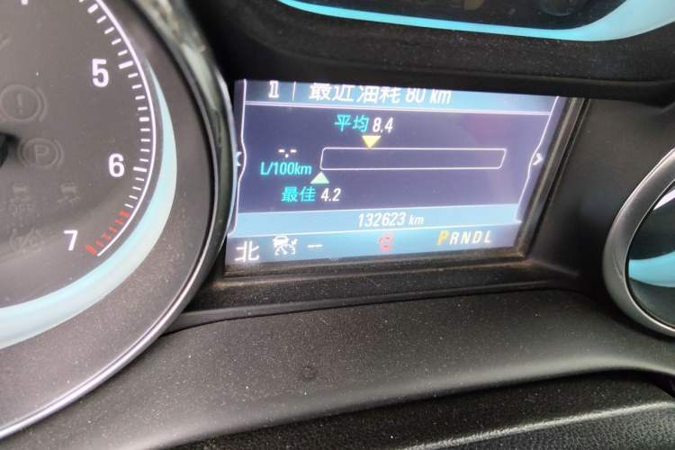 Used Buick Envision 2014 28T Four-Wheel Drive Luxury Model Odometer Close Up