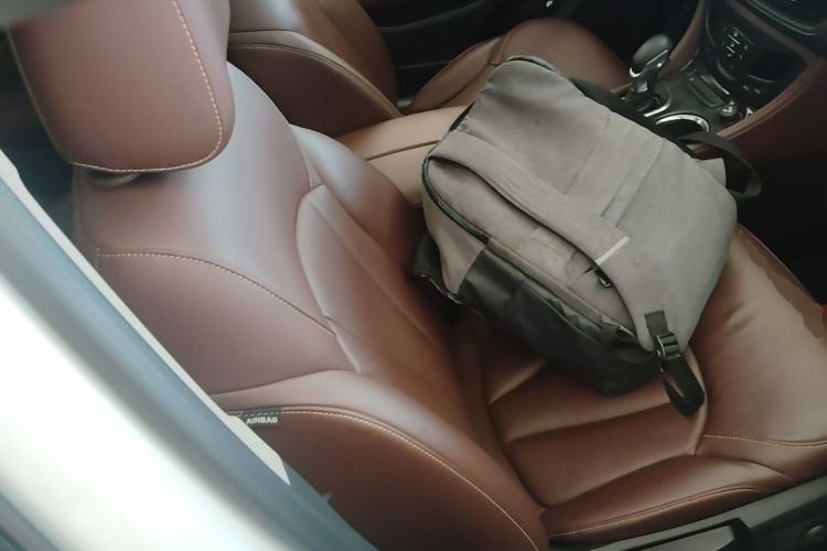 Used Buick Envision 2014 28T Four-Wheel Drive Elite Model Right Front Seat