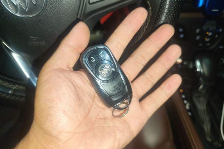 Used Buick Envision 2014 28T Four-Wheel Drive Luxury Model Vehicle Key