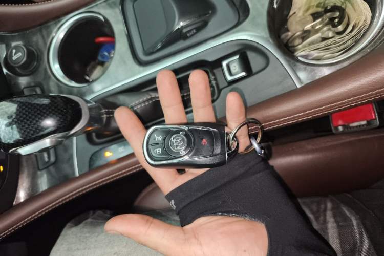 Used Buick Envision 2014 28T Four-Wheel Drive All-Terrain Flagship Edition Vehicle Key