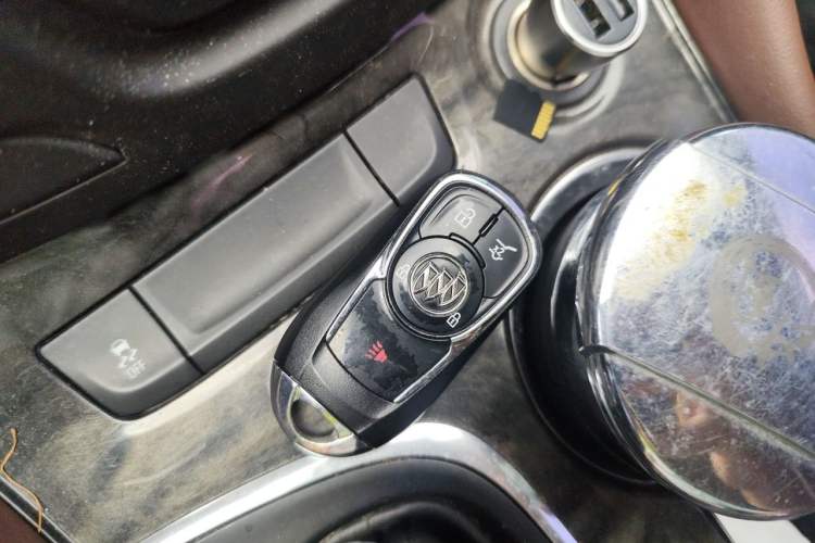 Used Buick Envision 2014 28T Four-Wheel Drive Elite Model Vehicle Key