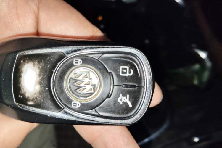 Used Buick Envision 2014 28T Four-Wheel Drive Elite Model Vehicle Key