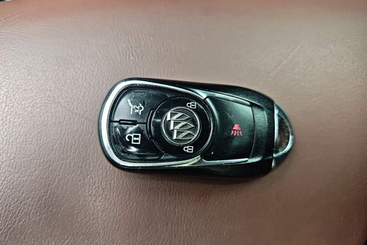 Used Buick Envision 2014 28T Four-Wheel Drive Elite Model Vehicle Key