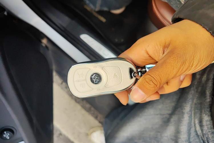 Used Buick Envision 2014 28T Four-Wheel Drive Luxury Model Vehicle Key