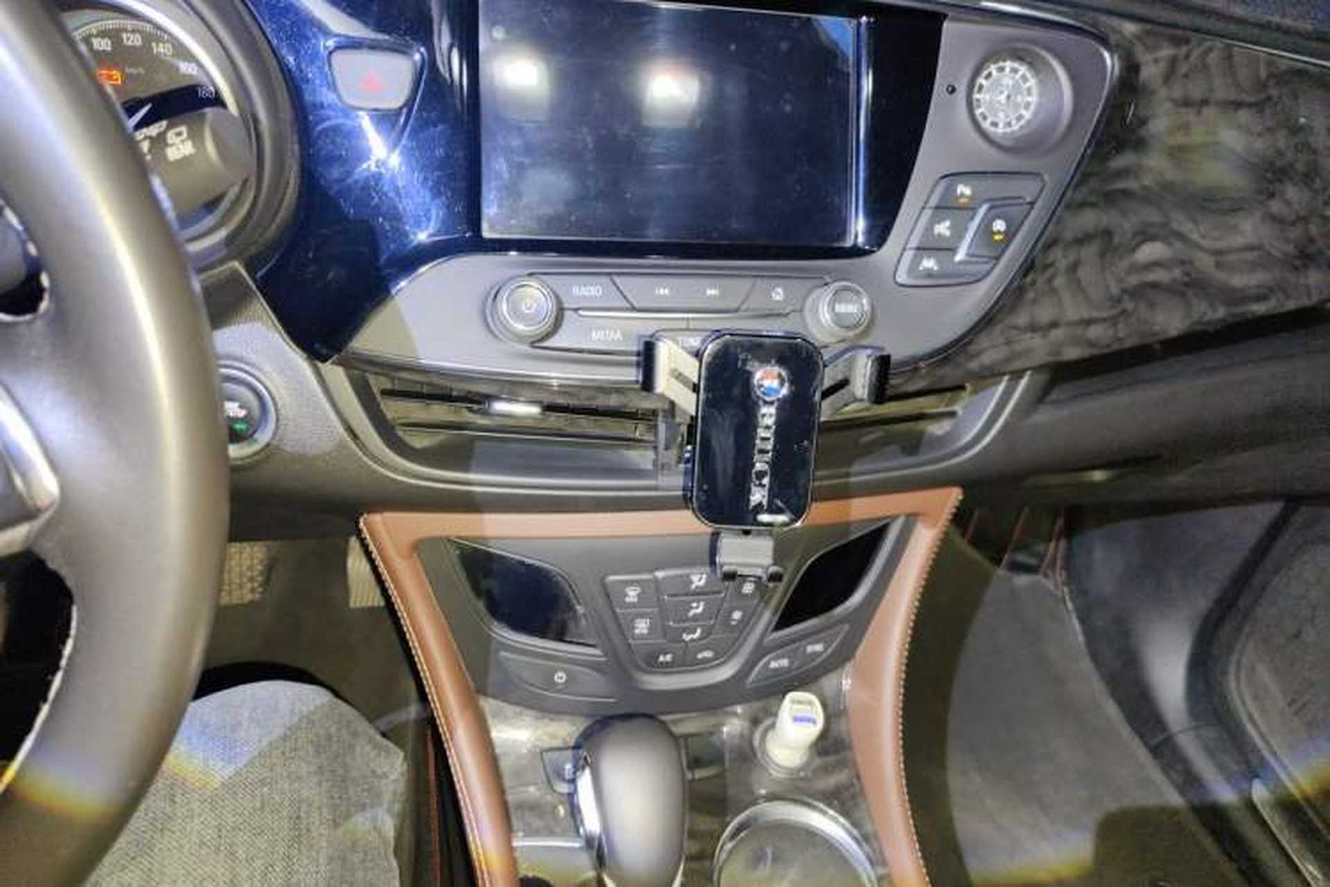 Used Buick Envision 2014 28T Four-Wheel Drive Luxury Model Audio And AC Panel