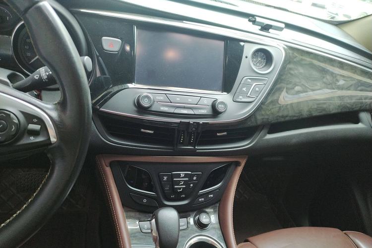Used Buick Envision 2014 28T Four-Wheel Drive Luxury Model Audio And AC Panel