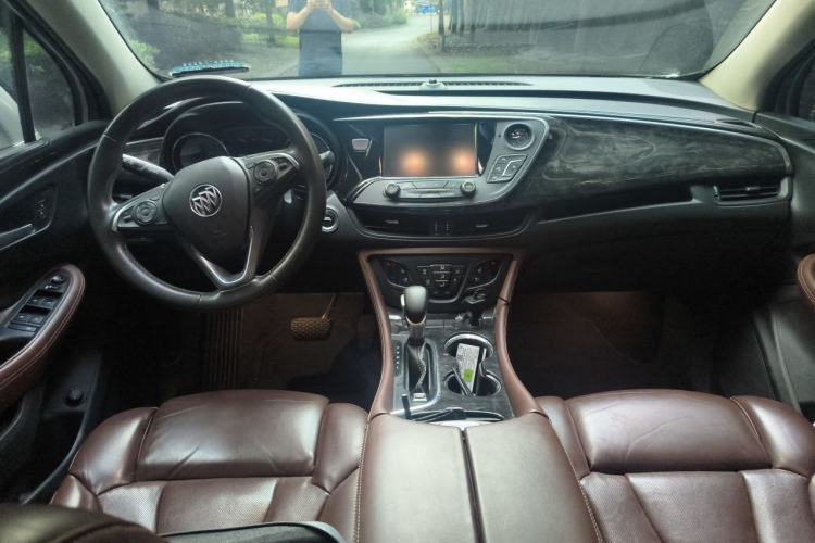 Used Buick Envision 2014 28T Four-Wheel Drive Luxury Model Center Console