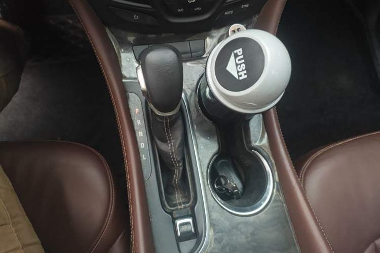 Used Buick Envision 2014 28T Four-Wheel Drive Elite Model Gear Lever