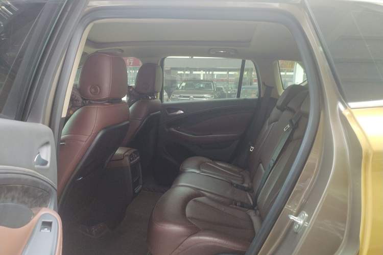 Used Buick Envision 2014 28T Four-Wheel Drive Luxury Model Interior 1