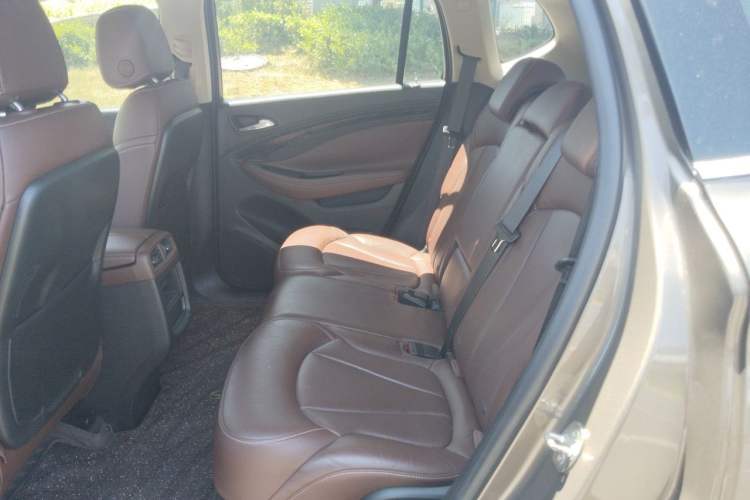 Used Buick Envision 2014 28T Four-Wheel Drive Luxury Model Left Rear Seat