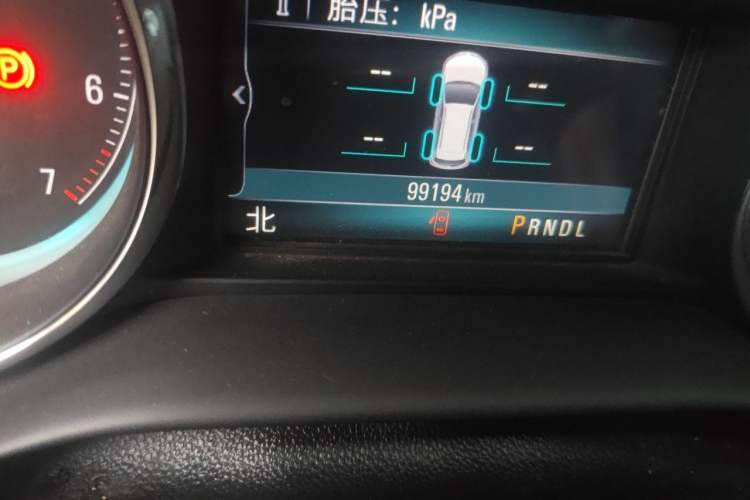 Used Buick Envision 2014 28T Four-Wheel Drive Elite Model Odometer Close Up