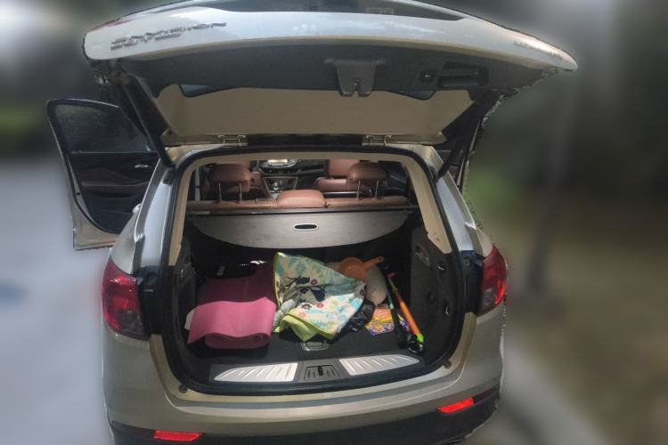Used Buick Envision 2014 28T Four-Wheel Drive Luxury Model Trunk