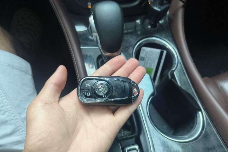 Used Buick Envision 2014 28T Four-Wheel Drive Luxury Model Vehicle Key