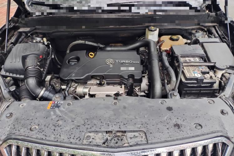 Used Buick Envision 2015 20T Two-Wheel-Drive Elite Model Engine Bay