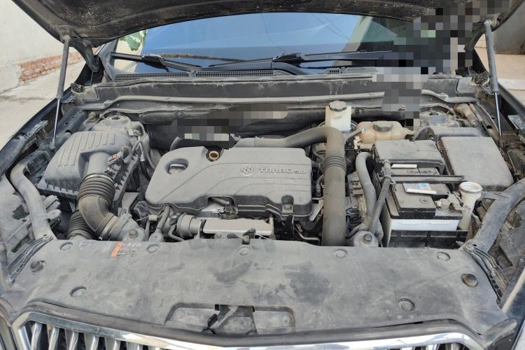 Used Buick Envision 2015 20T Two-Wheel-Drive Elite Model Engine Bay