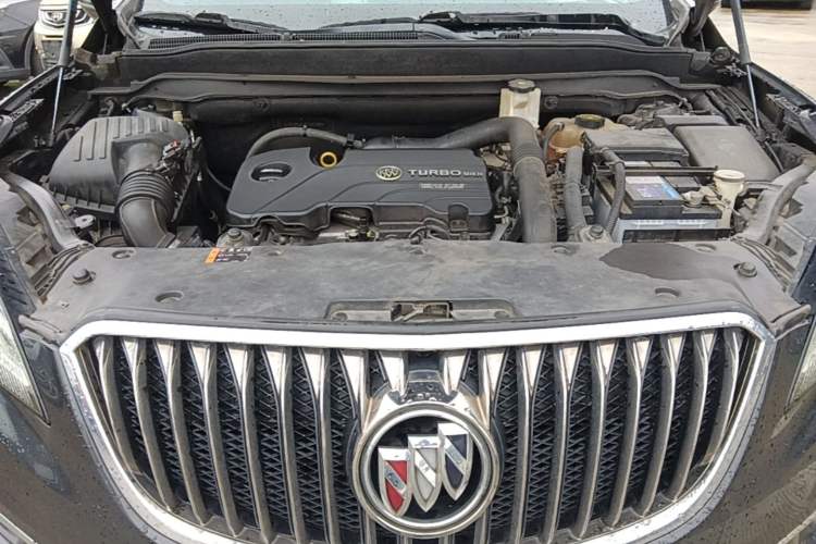 Used Buick Envision 2015 20T Two-Wheel-Drive Elite Model Engine Bay