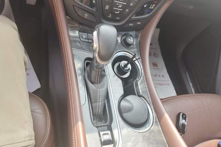 Used Buick Envision 2015 20T Two-Wheel-Drive Elite Model Gear Lever