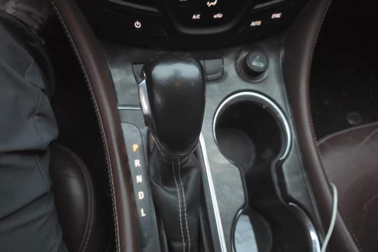 Used Buick Envision 2015 20T Four-Wheel Drive Luxury Model Gear Lever