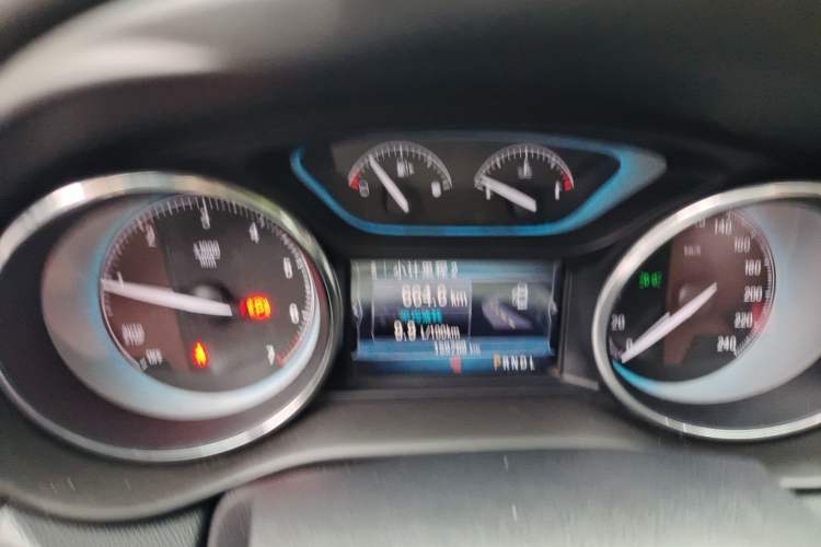Used Buick Envision 2015 20T Two-Wheel-Drive Elite Model Instrument Cluster