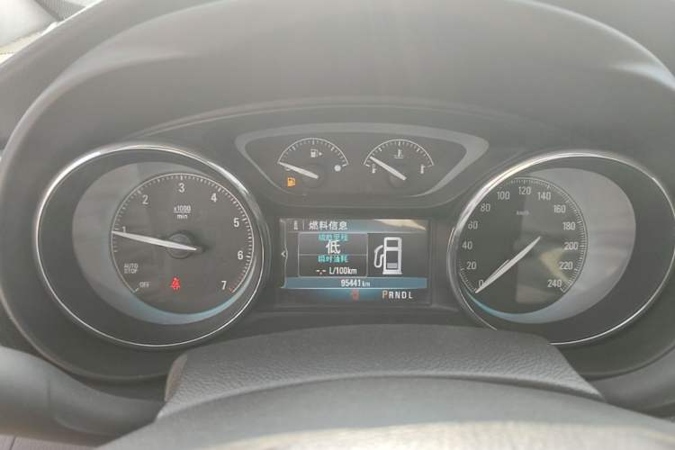 Used Buick Envision 2015 20T Two-Wheel-Drive Elite Model Instrument Cluster