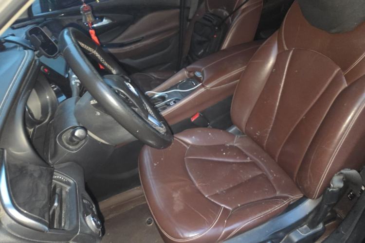 Used Buick Envision 2015 20T Four-Wheel Drive Luxury Model Left Front Seat