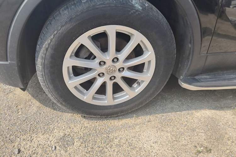 Used Buick Envision 2015 20T Two-Wheel-Drive Elite Model Left Front Wheel Hub