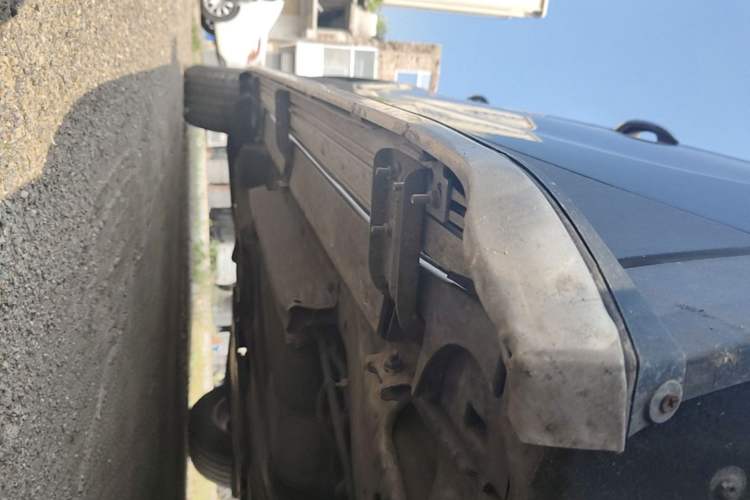 Used Buick Envision 2015 20T Two-Wheel-Drive Elite Model Right Side Sill