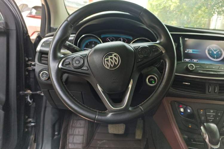 Used Buick Envision 2015 20T Four-Wheel Drive Luxury Model Steering Wheel