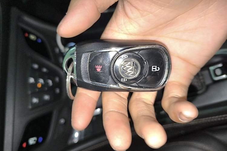 Used Buick Envision 2015 20T Two-Wheel-Drive Leading Model Vehicle Key