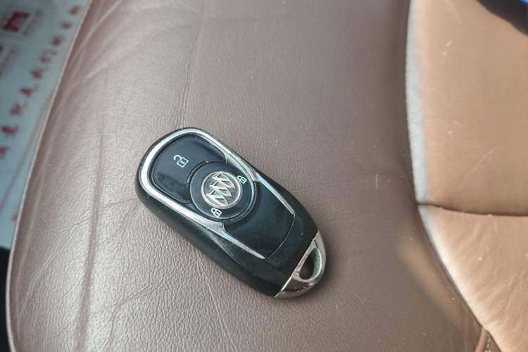 Used Buick Envision 2015 20T Two-Wheel-Drive Elite Model Vehicle Key