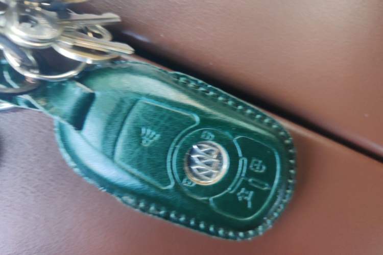 Used Buick Envision 2015 20T Four-Wheel Drive Luxury Model Vehicle Key
