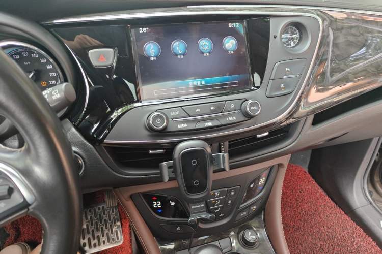 Used Buick Envision 2015 20T Two-Wheel-Drive Elite Model Audio And AC Panel