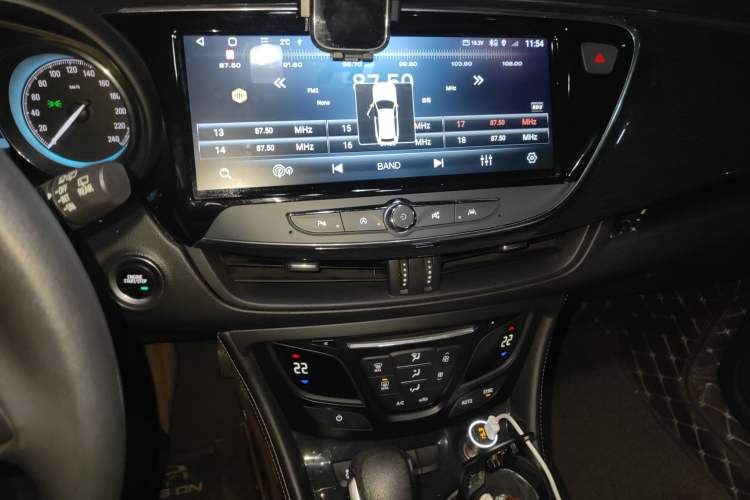 Used Buick Envision 2015 20T Two-Wheel-Drive Leading Model Audio And AC Panel
