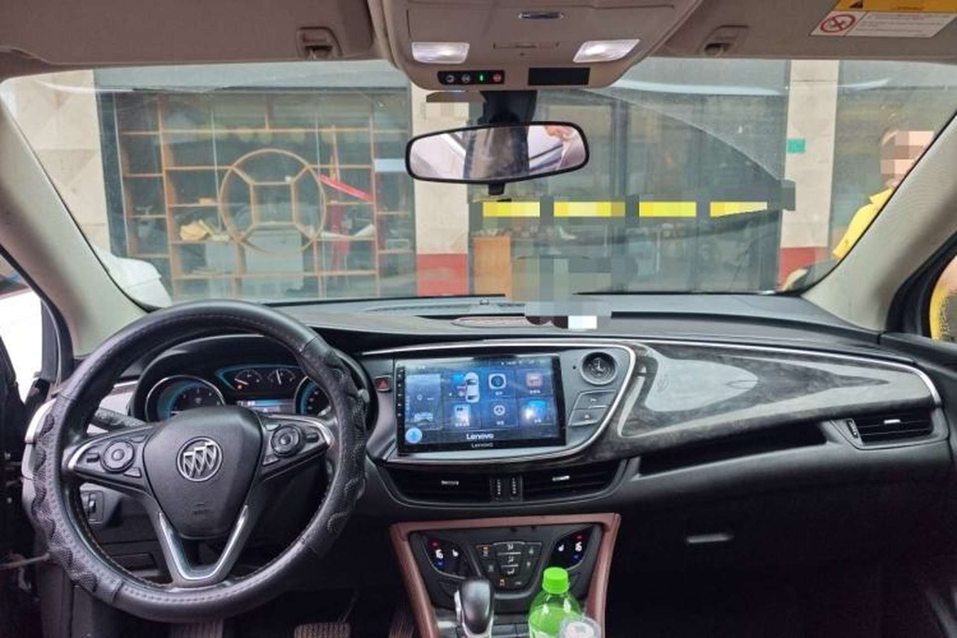 Used Buick Envision 2015 20T Four-Wheel Drive Elite Model Center Console