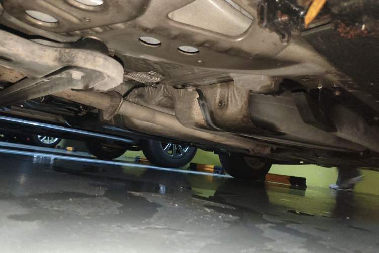 Used Buick Envision 2015 20T Two-Wheel-Drive Elite Model Chassis Front Left