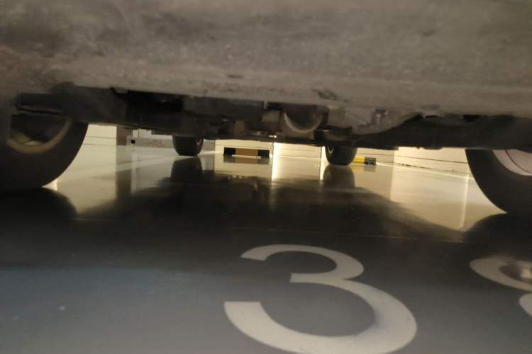 Used Buick Envision 2015 20T Two-Wheel-Drive Elite Model Chassis Front