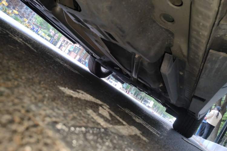 Used Buick Envision 2015 20T Two-Wheel-Drive Elite Model Chassis Rear Right