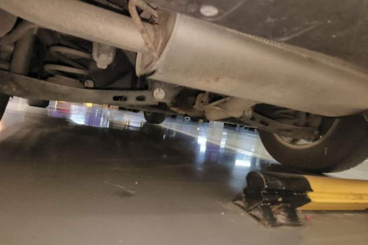 Used Buick Envision 2015 20T Two-Wheel-Drive Elite Model Chassis Rear